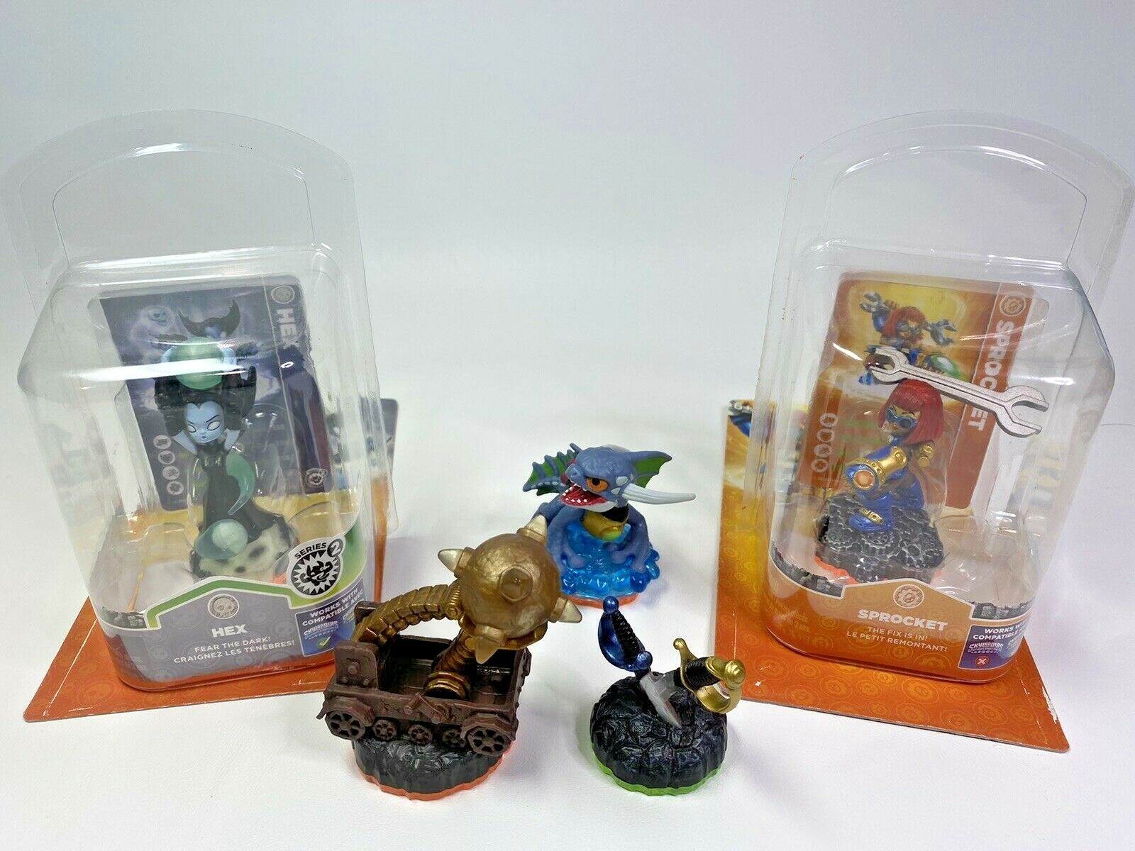 Skylanders giants Activision hex sprocket +5 piece lot open box