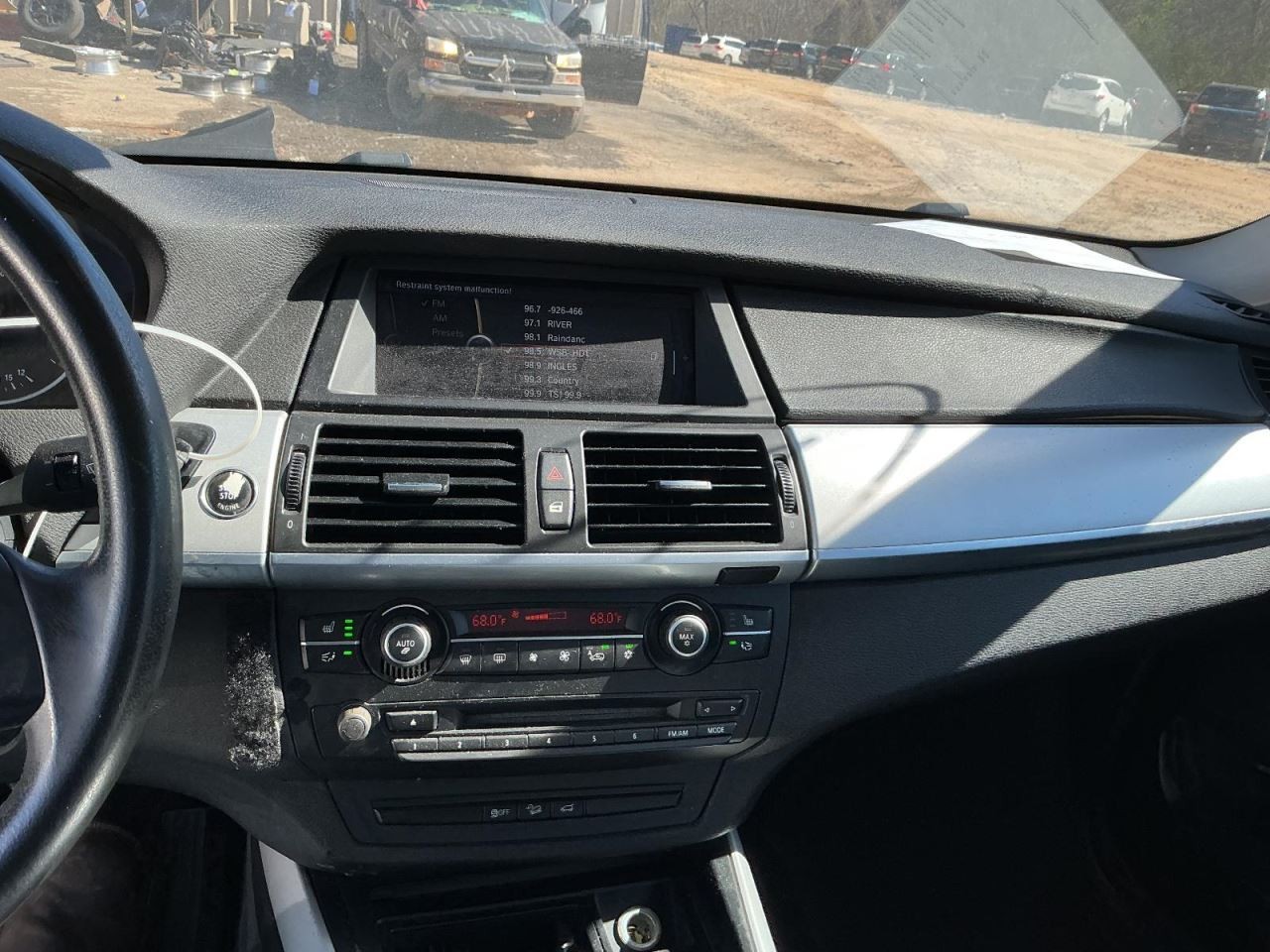 X5 2013 Glove Box 4999728