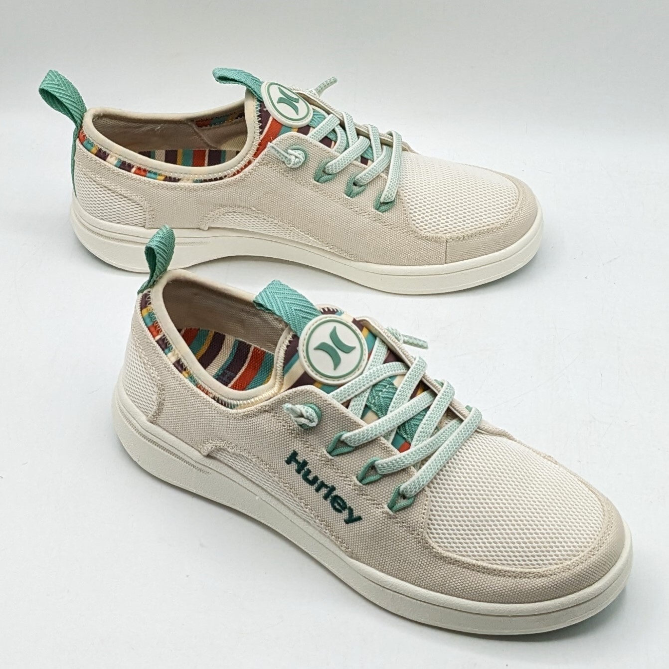 Hurley “Castaic” Women’s Colorful & Functional Casual Fashion Sneaker Beige NEW