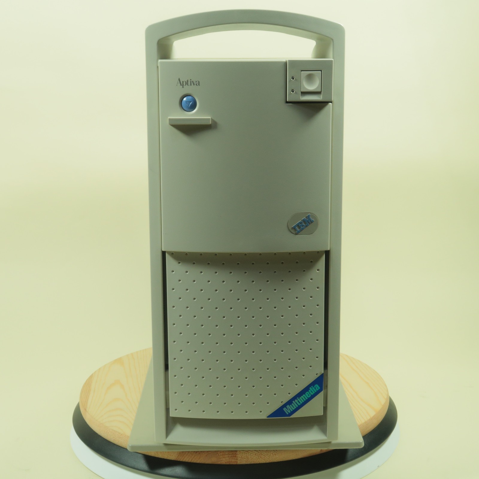 Vintage IBM Aptiva 2168-M62 Computer Tower Case Beige