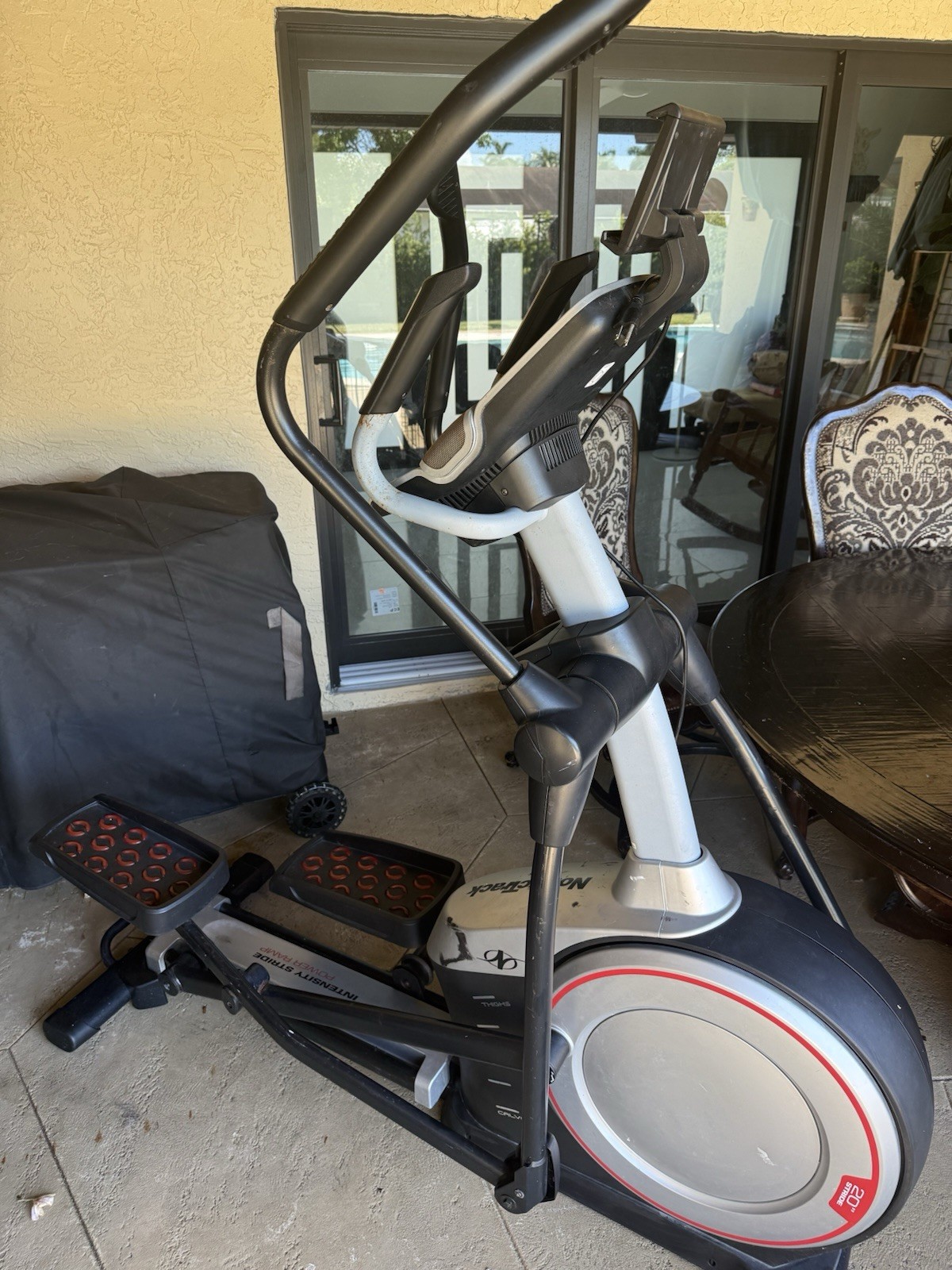 NordicTrack Commercial e9.5i Power Incline Elliptical Bike - Black
