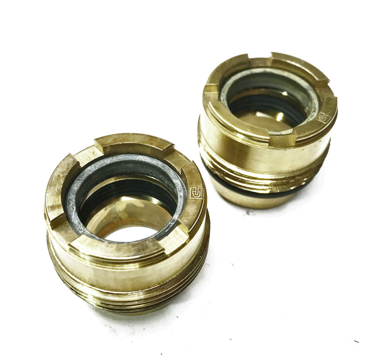 Lift-U Hydraulic Gland Cartridge 214-0008 [Lot of 2] NOS