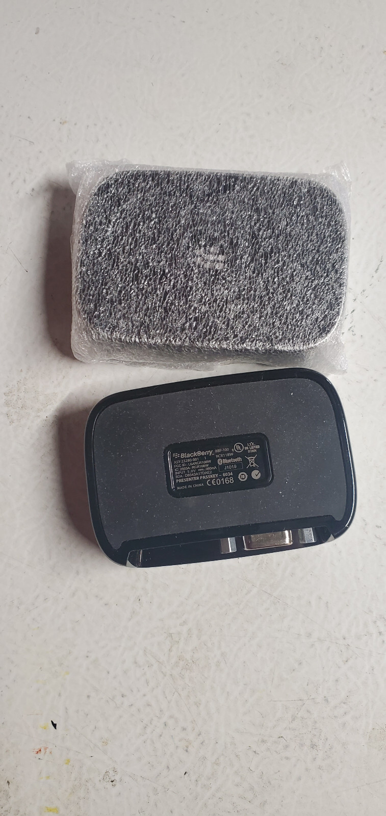 BlackBerry Presenter Bluetooth Remote Presentation Clicker Never Used