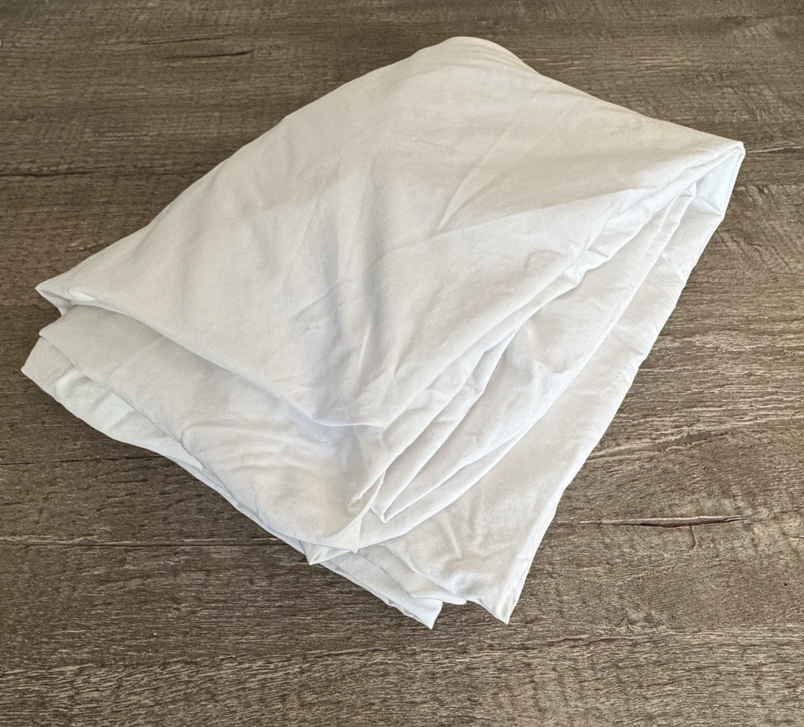 L.L.Bean Queen Fitted Sheet 100% Cotton White Solid EUC Small Stain 60"X80"+15".