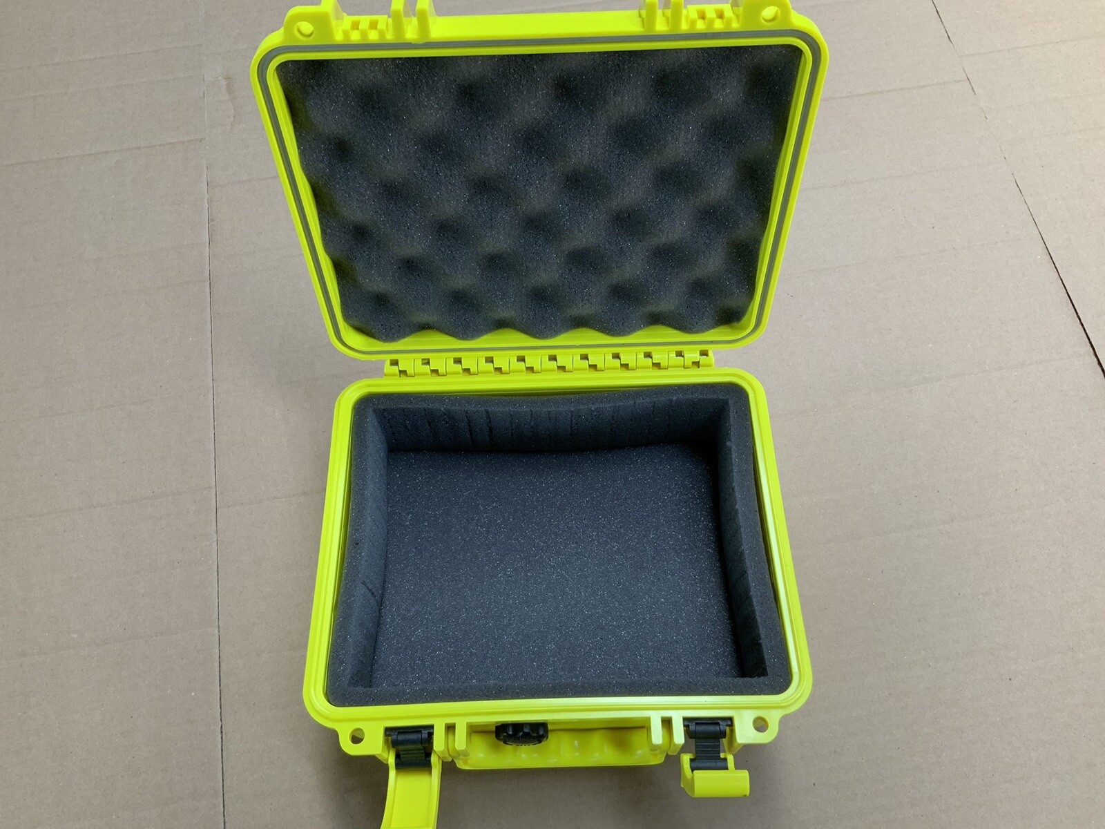 S3 T5000 Lockable Hard-sided Case, Boating, Guns, Ammo, Comparable To Pelican