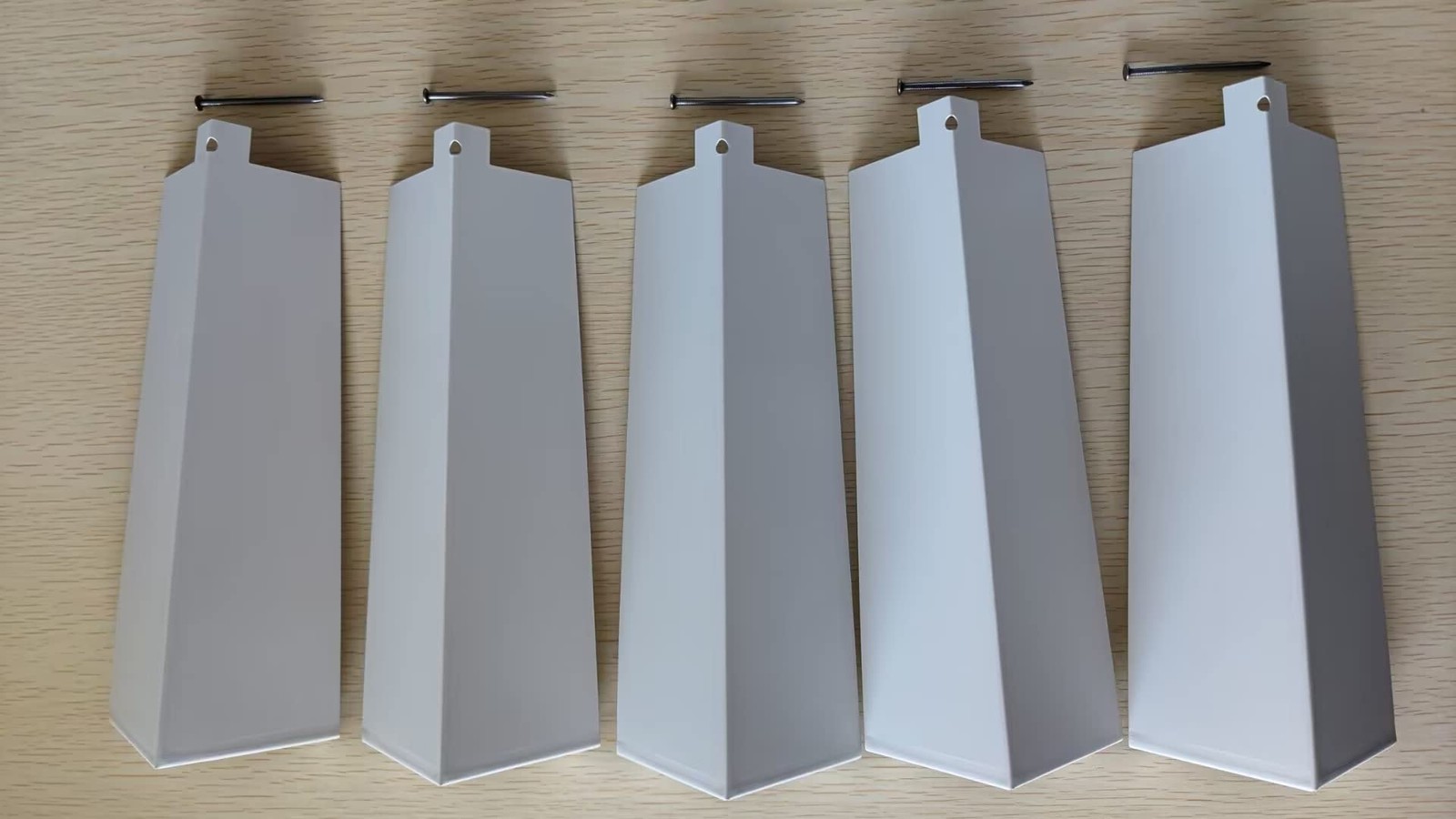 5 - New Aluminum Outside Siding Corner 8 Inches 5 Nails Included White