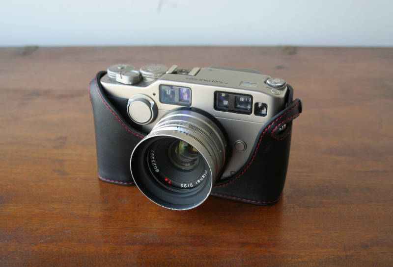 Mr. Zhou Black Leather Half Case with Red Stitching for Contax G2 Camera