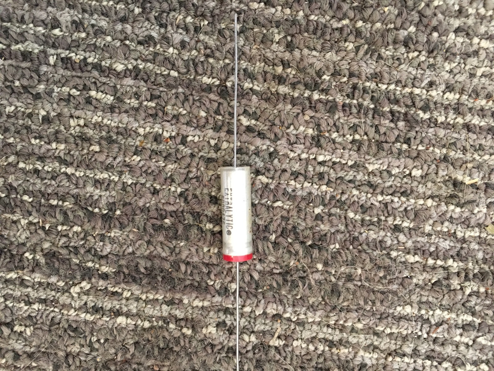 Sprague Extralytic  600d476  47uf 50v (@85C, 40v @125C) Axial lead