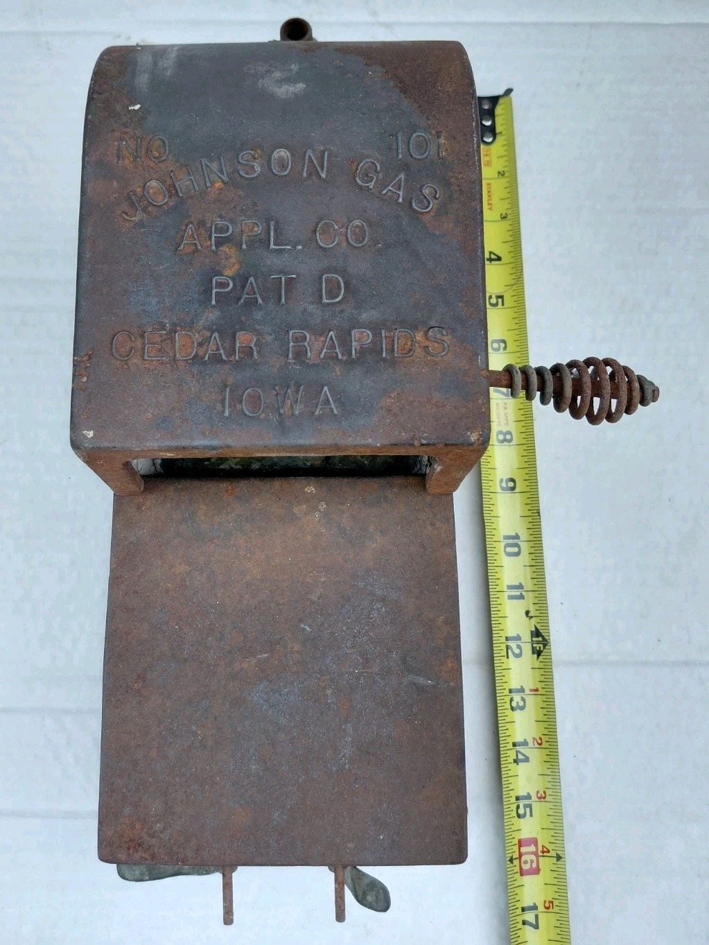 VINTAGE JOHNSON GAS NO 101 FORGE TWO BURNER CAST IRON TABLE TOP BLACKSMITHING