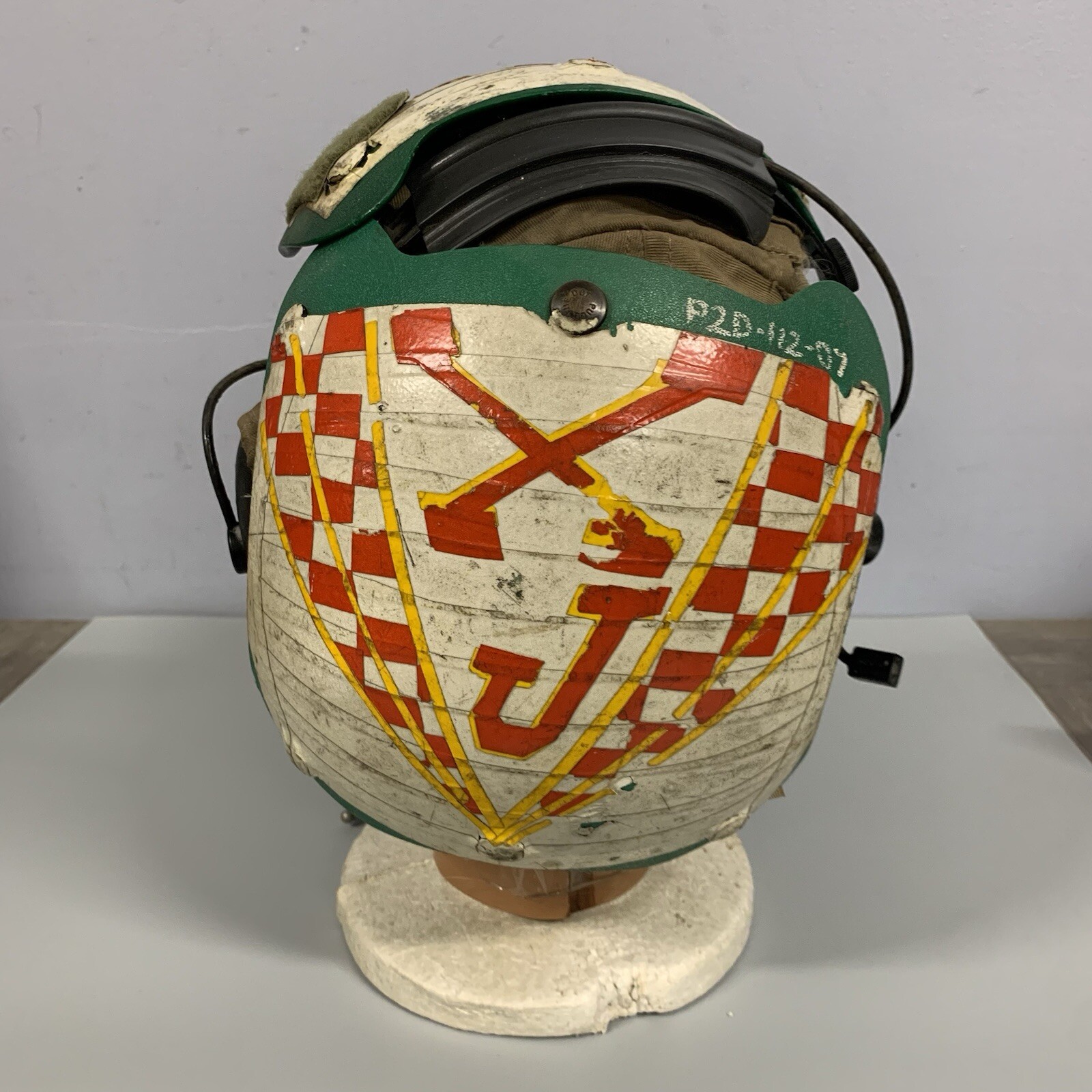 VINTAGE Flight Deck Crewman's Impact Helmet US Air Force Size 7 1/4