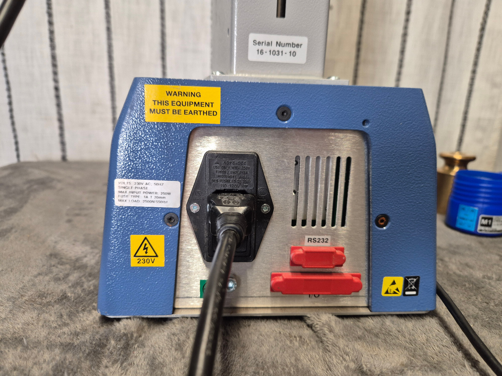 MECMESIN MuliTest 2.5-d Motorized digital test bench
