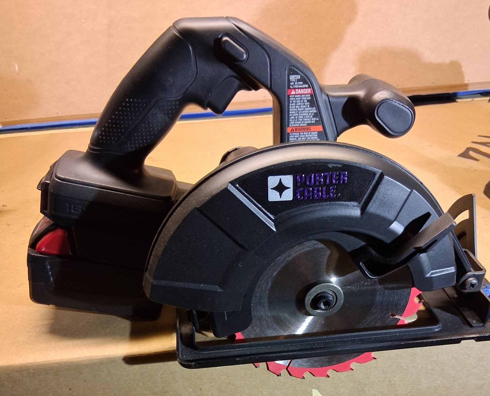 PORTER-CABLE 18V Power Tool Set: Drill, angle grinder, Recip, Circ Saw, Light