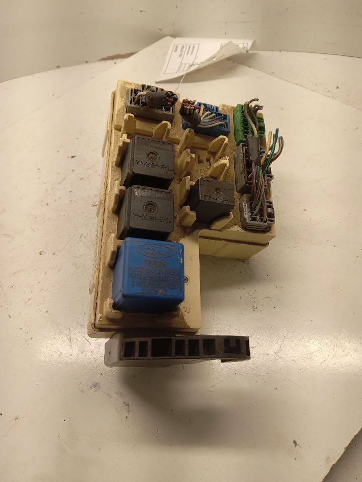 Used Fuse Box Cabin fits: 2002 Ford Explorer Grade A