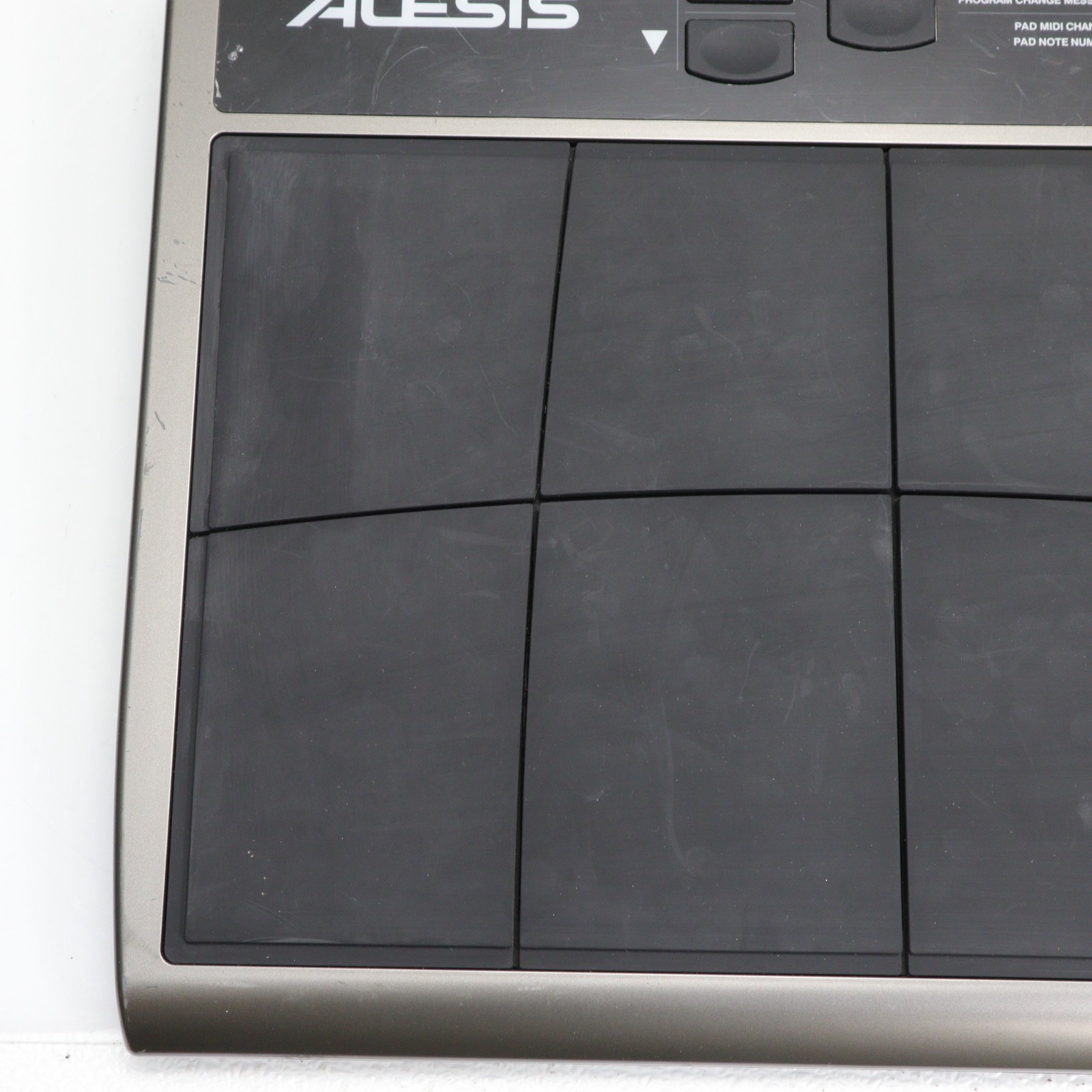 ALESIS ControlPad USB/MIDI Percussion Controller Pad for MIDI & DAW plugins