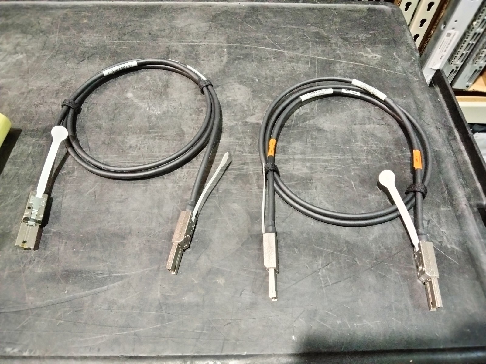 EMC 038-003-787 2M SFF-8088 to SFF-8088 SAS Cable PAIR