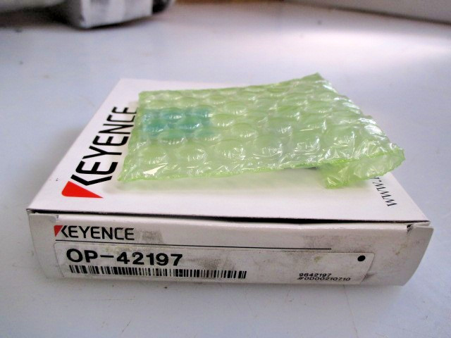 NEW KEYENCE SENSOR REFLECTIVE PAPER OP-42197