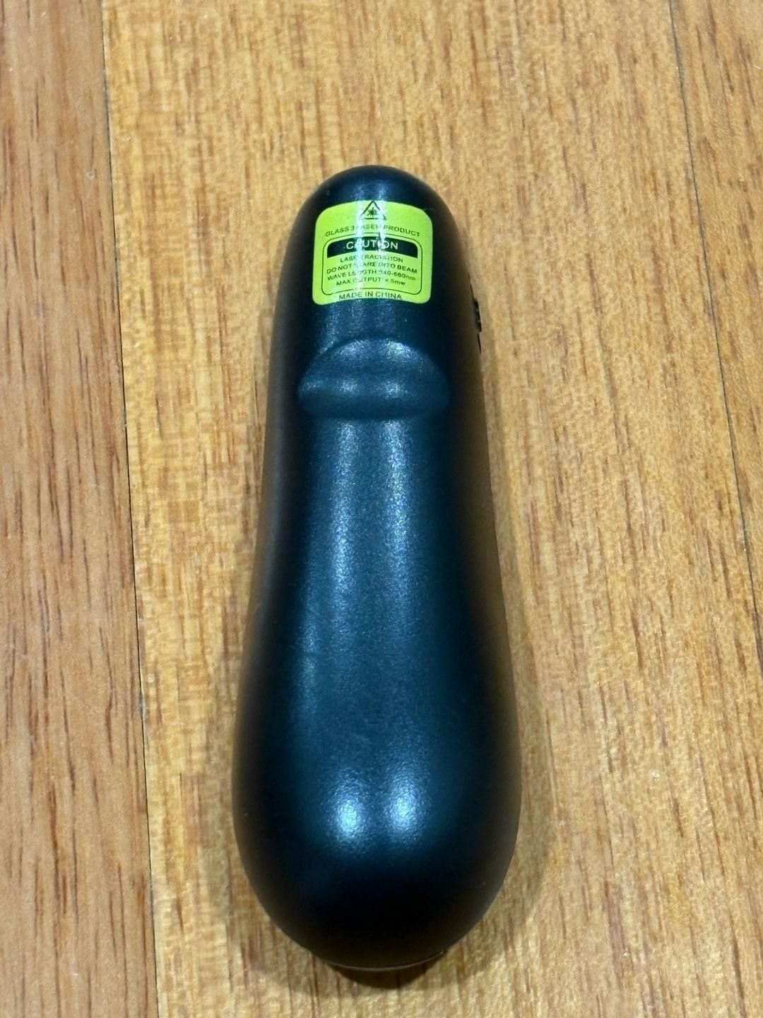 Wireless Rechargeable 2-in-1 USB-A & USB-C Presentation Clicker w/ Laser Pointer