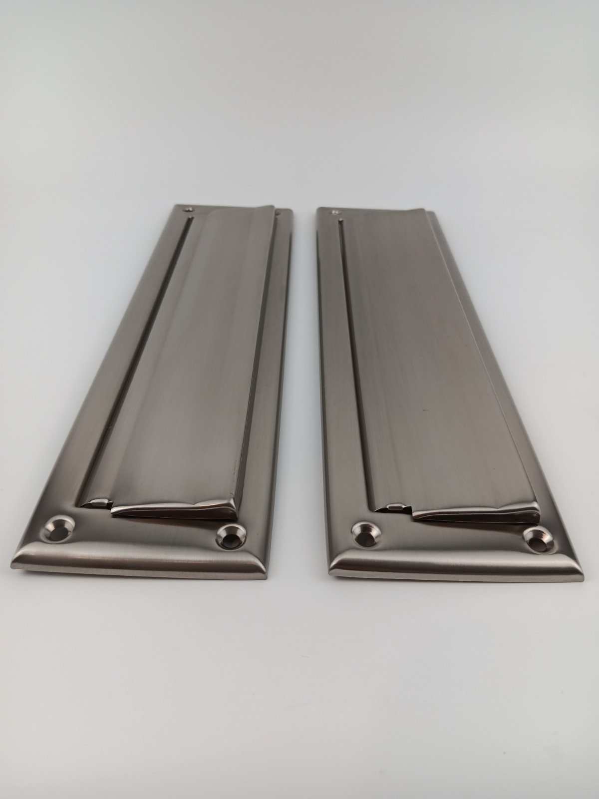 QCAA Solid Brass Mail Slot, Solid Brass Interior Back Plate, 13" x 3.625"....