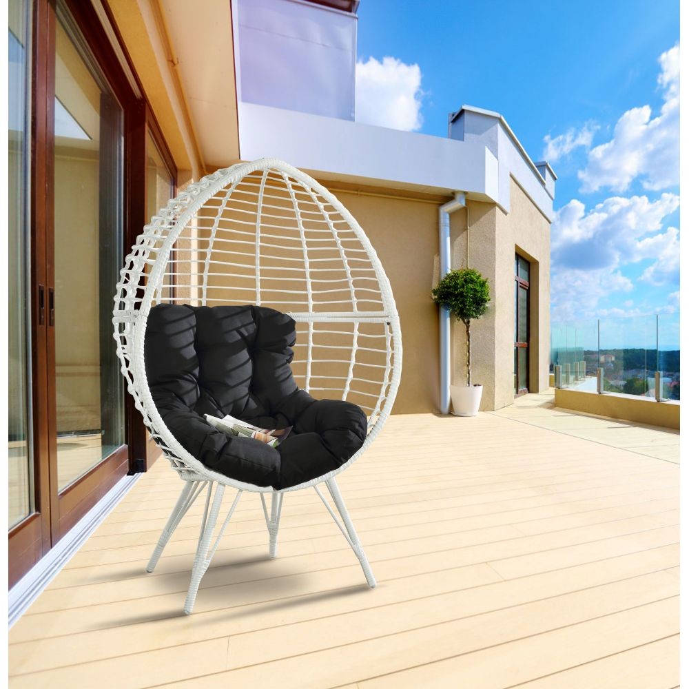 Black & White Wicker Patio Lounge Chair w/ Cushion