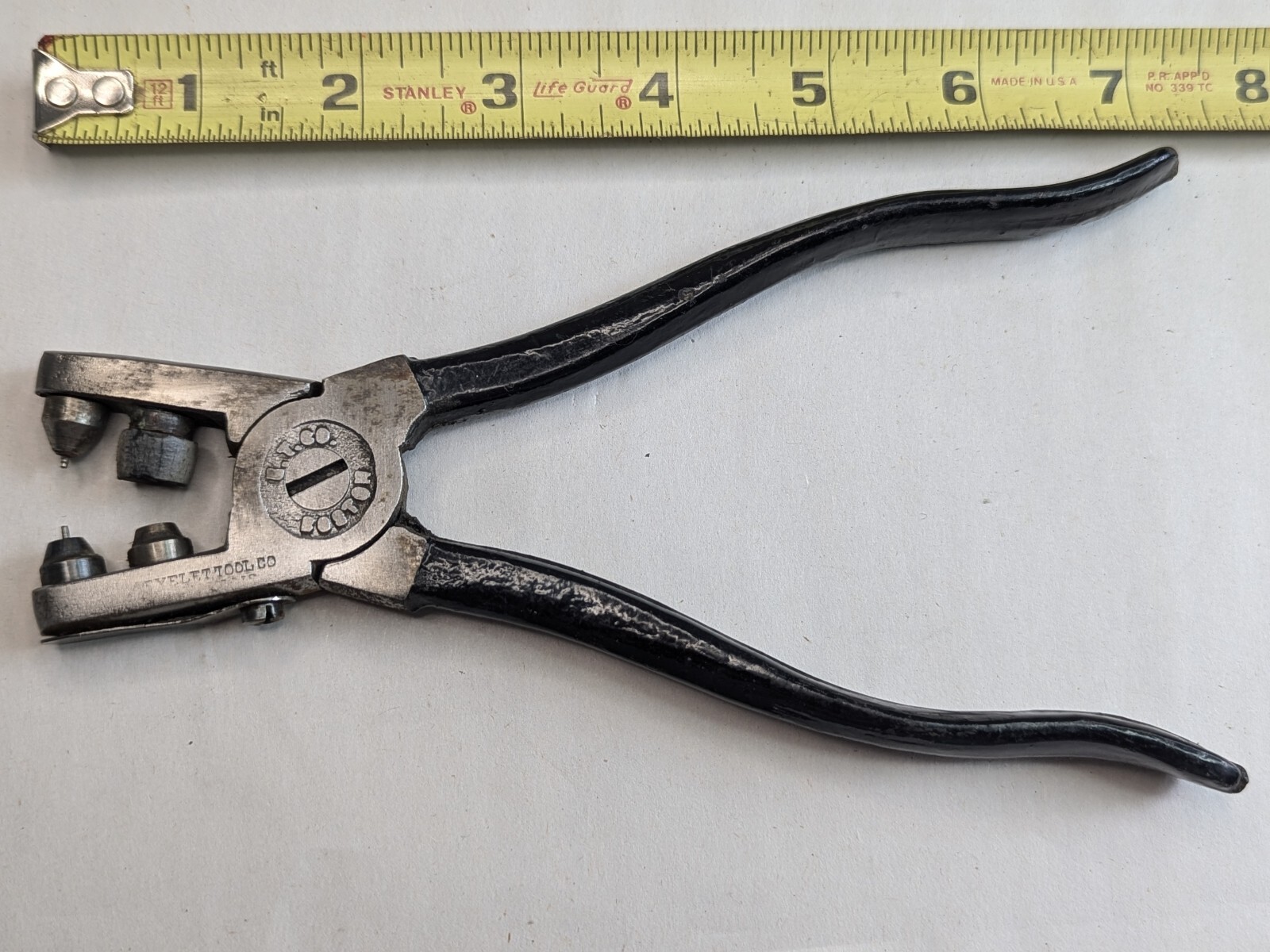 Double Punch Tool EYELET TOOL CO. ETCO