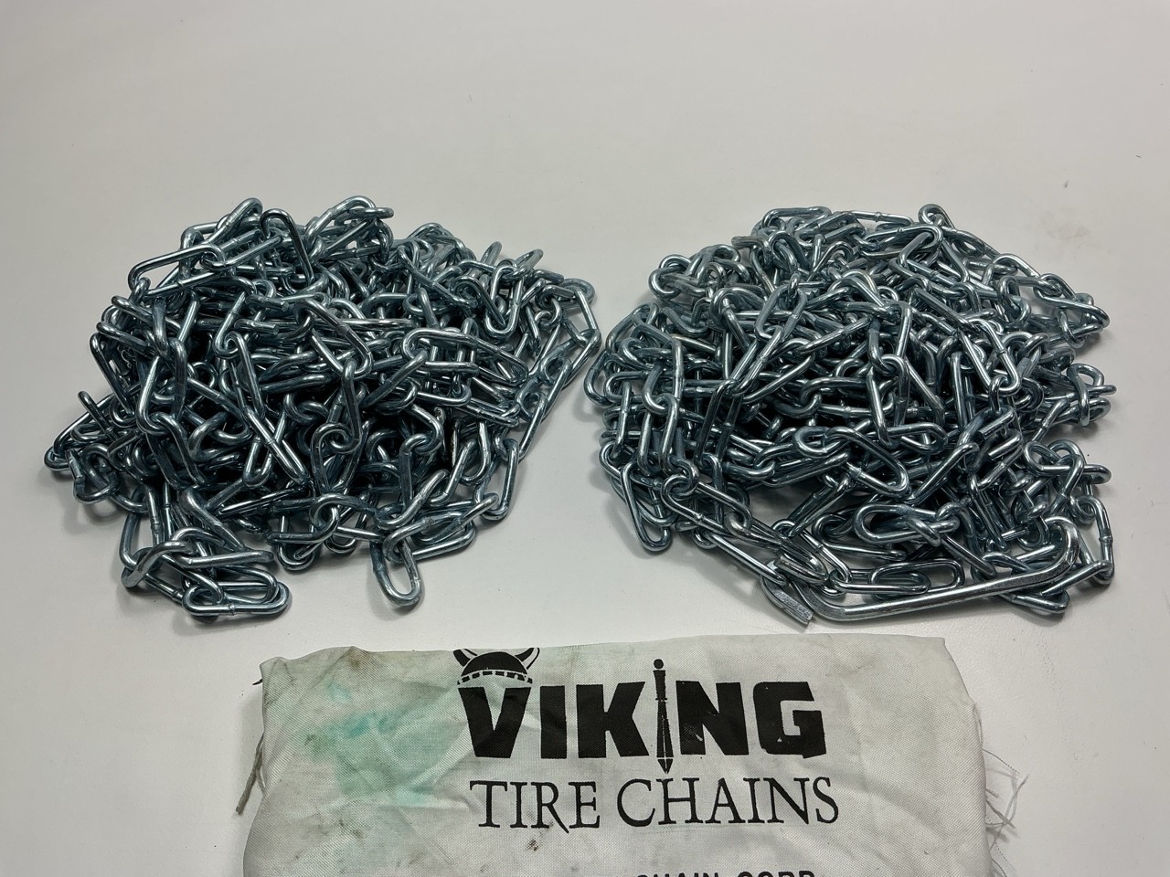 Quality Chain 1134 Tire Snow Chains PAIR 225/45-17, 205/50-17,205/55-17