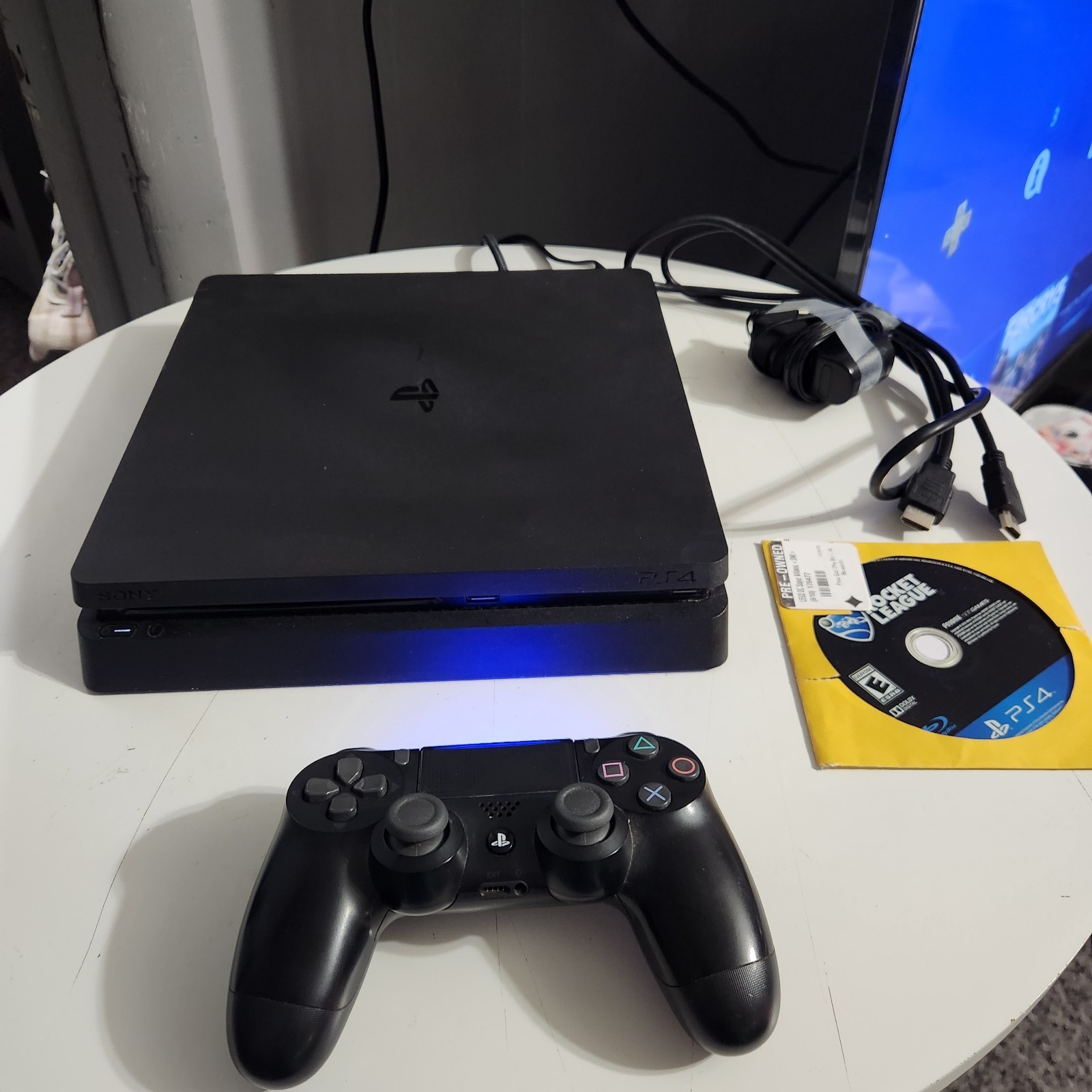 Low Firmware 10.50 Ps4 Slim 1TB Console In Excellent Perfect Working Condition