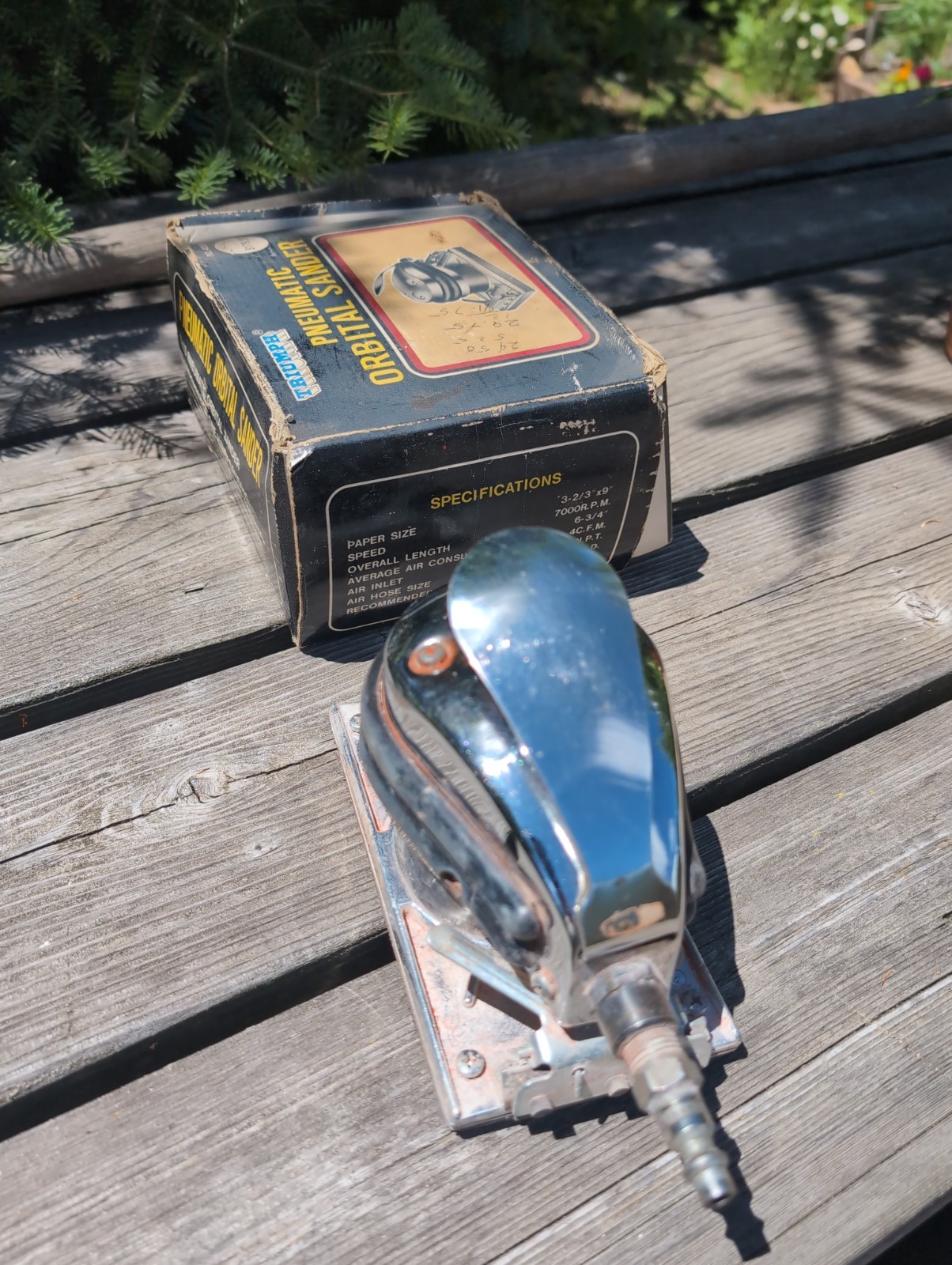 Vintage Triump PNEUMATIC ORBITAL FINISH SANDER palm auto body tool woodworking