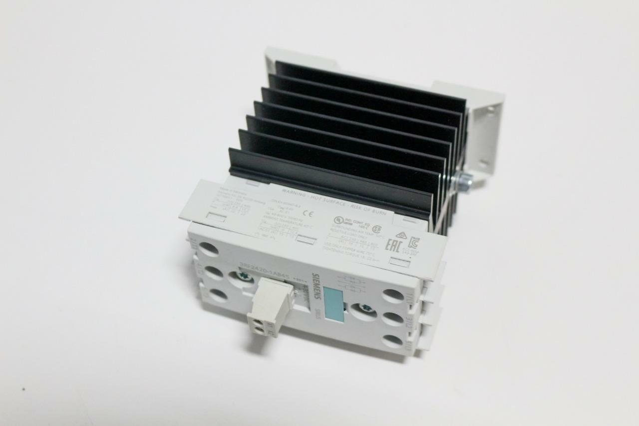 Siemens 3RF2420-1AB45 Solid State Relay