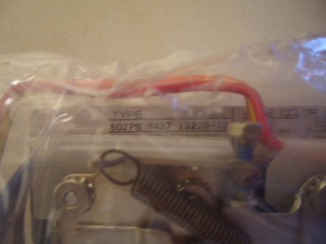 UNITED ELECTRIC 802PS 8437 13226-12 TEMPERATURE CONTROLLER NIB