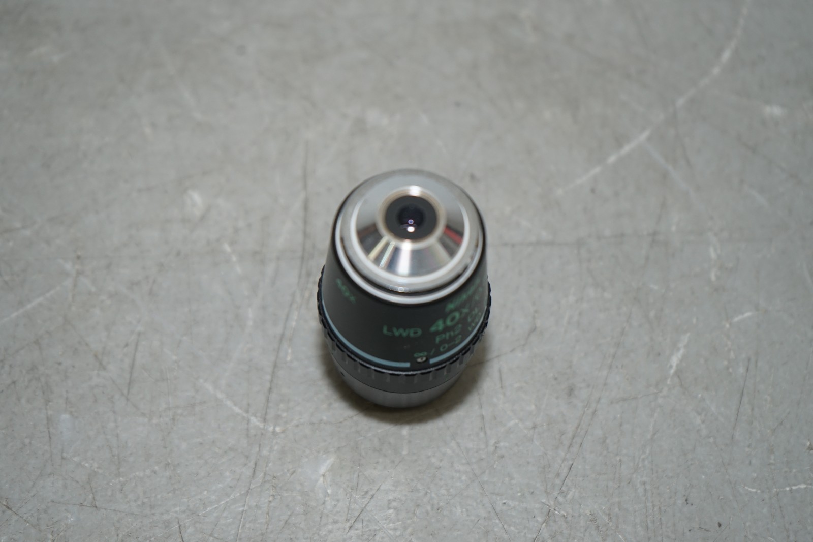 ^ Nikon LWD 40X/0.55 Ph2 DL ∞/0-2 WD 2.1 Microscope Objective #X5985