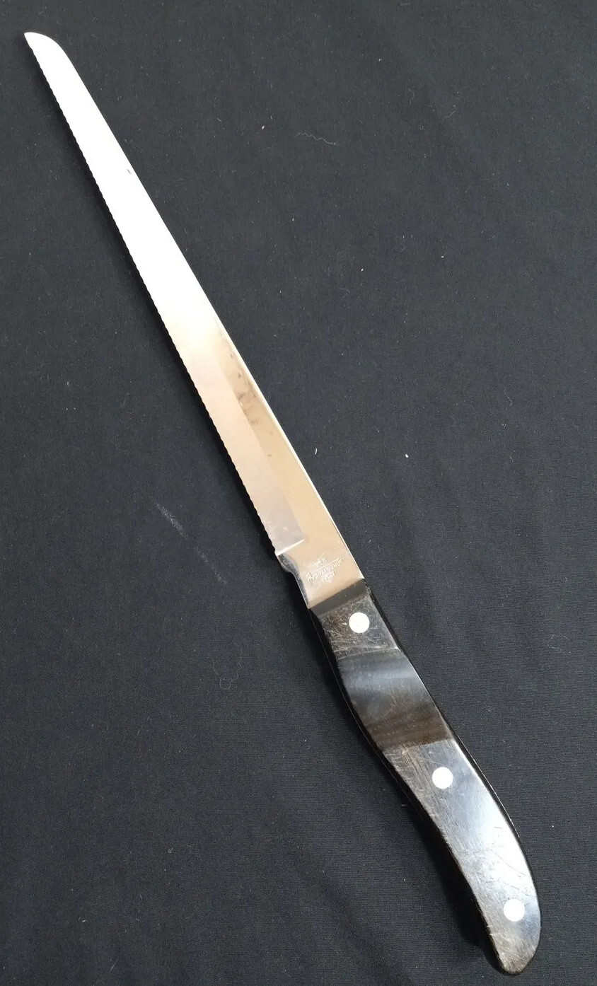 Vintage EKCO Arrowhead Vanadium Bread Knife Wooden Handle Indented /91g