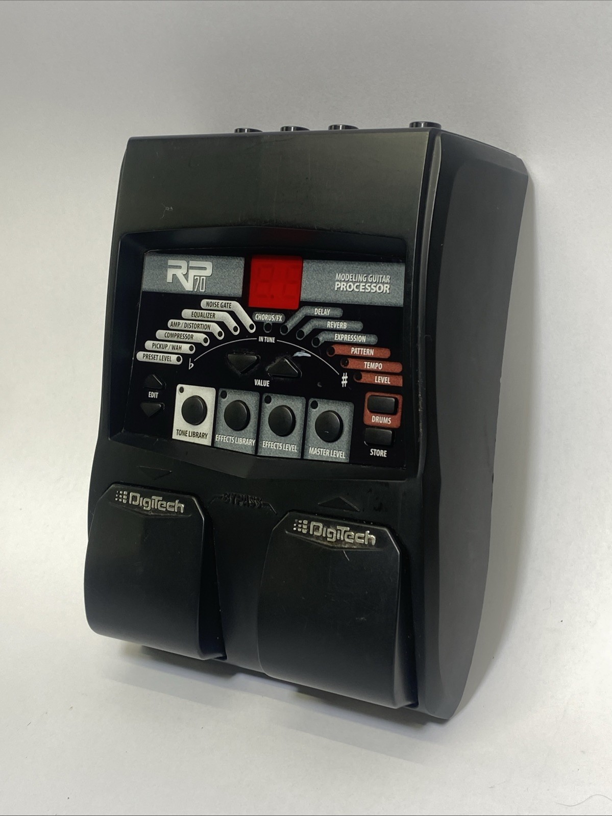 DigiTech RP70 Modeling Guitar Processor Compact Multi-effects Unit No Cord