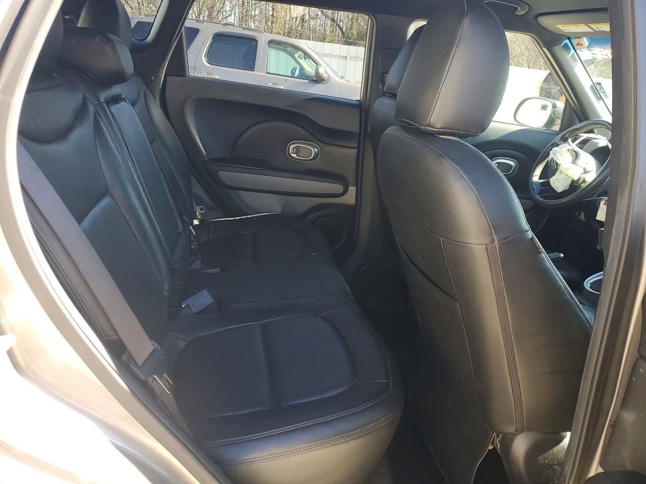 SOUL 2014 Glove Box 5010986