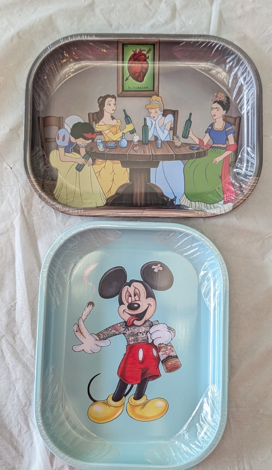 Mickey Mouse Rolling Tray & Disney Queens Broken Hearts Metal 5"x7" Collectible