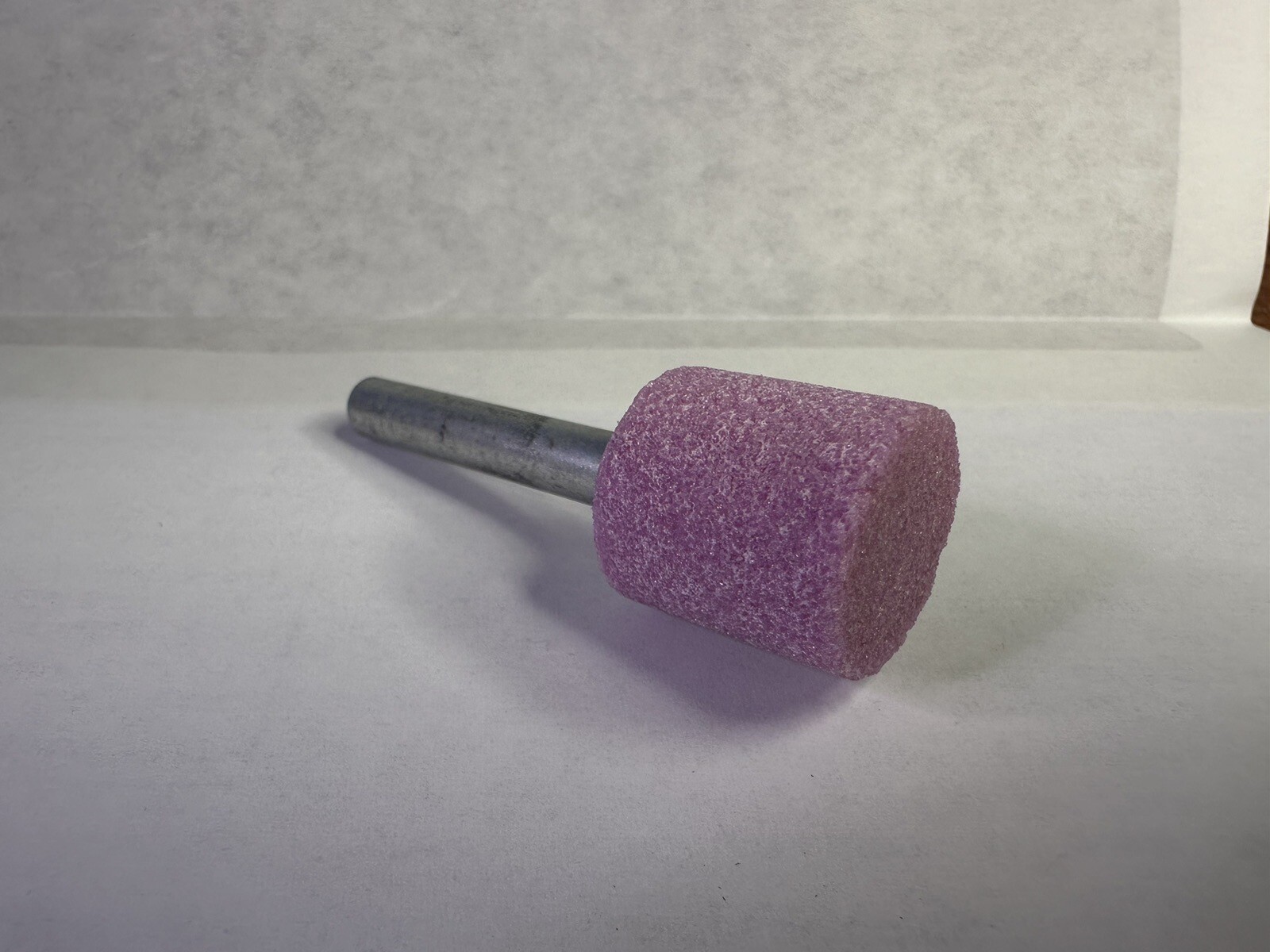 5/8 x 3/4 Mounted Point Grinding Pin 1/4" Shank Cylindrical Pink