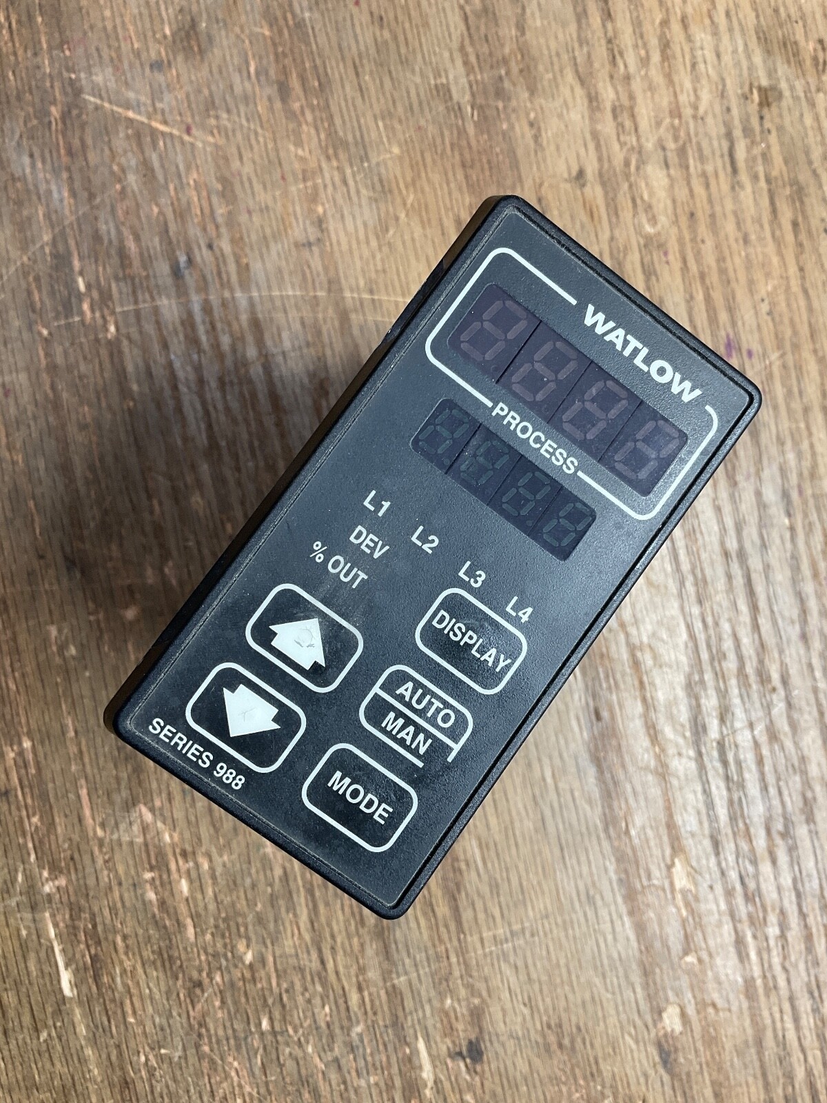 NEW Watlow 988A-10FE-AERG Temperature Controller