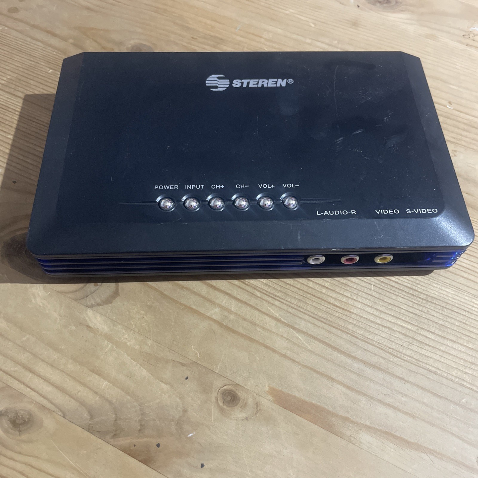 Steren 203-250 TV/PC Converter/Tuner TV to PC Monitor Converter NTSC Tuner USED