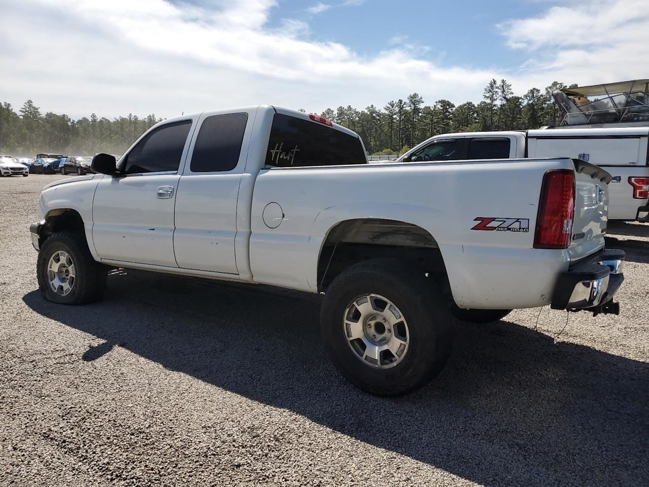 SILVRDO15 2005 Glove Box 4835655