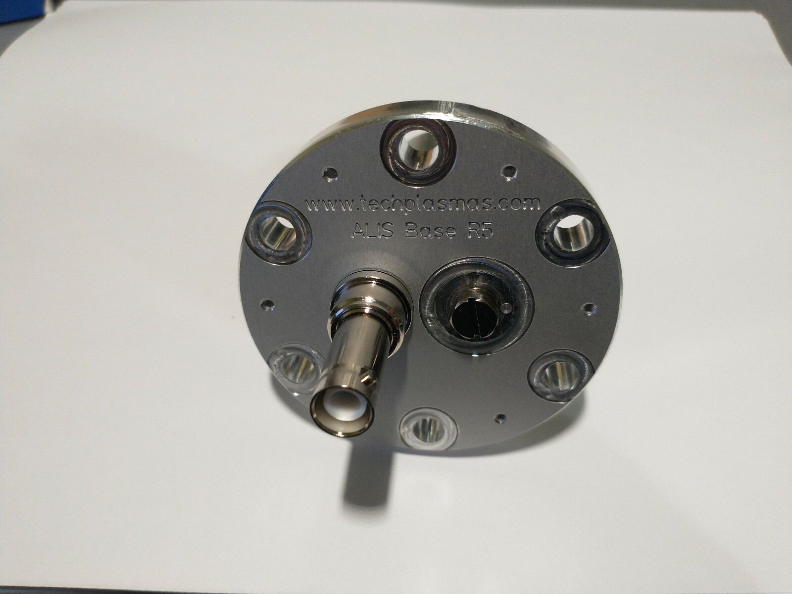 Anode layer ion source plasma sputtering thin film 2.75" conflat SHV baseplate
