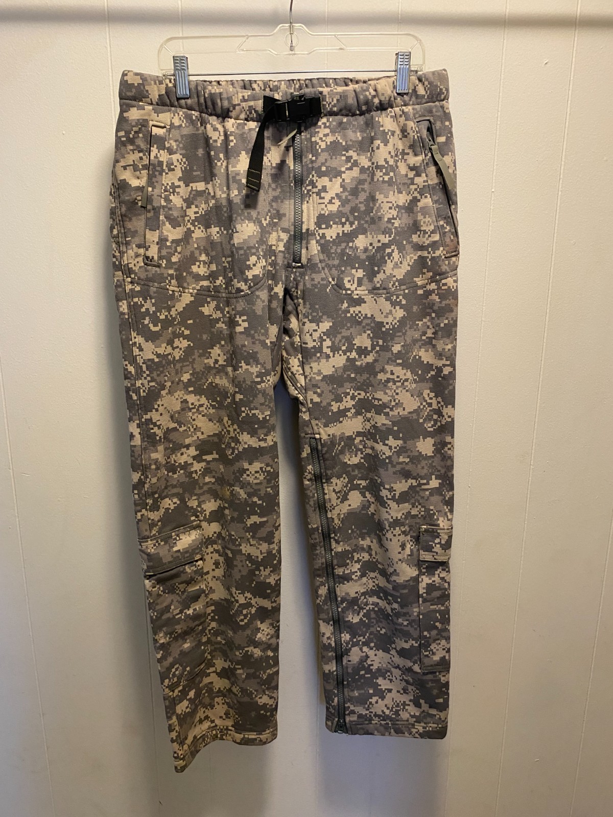 Massif Elements Flame resistant Size large. Advanced weather Protection.