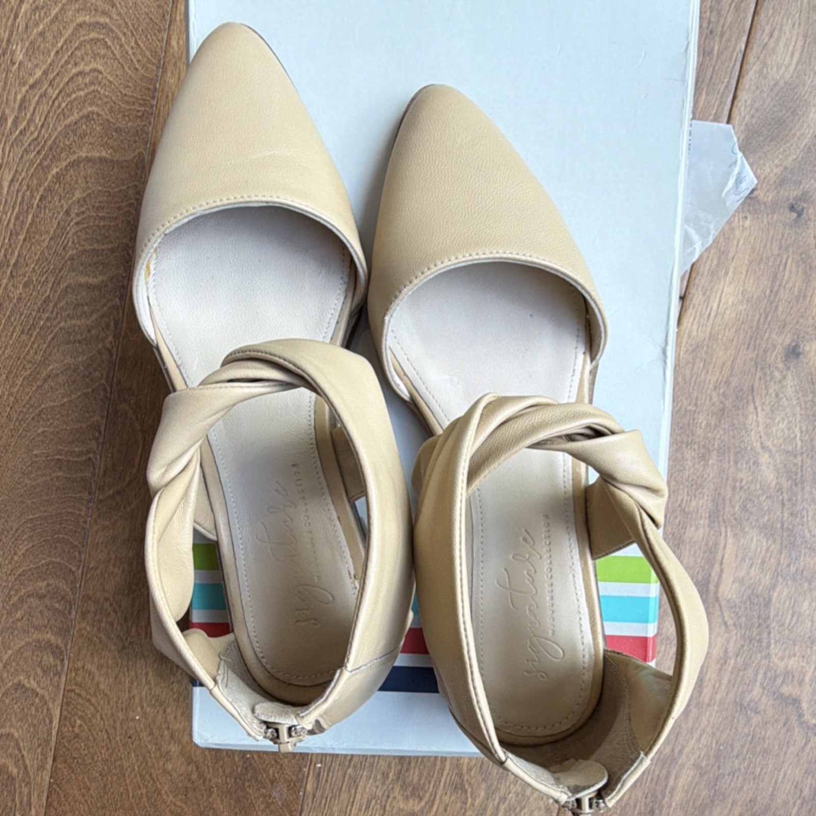 Vaneli Beige Leather Pointed Toe Flats Twist & Zipper Accent Women's 8