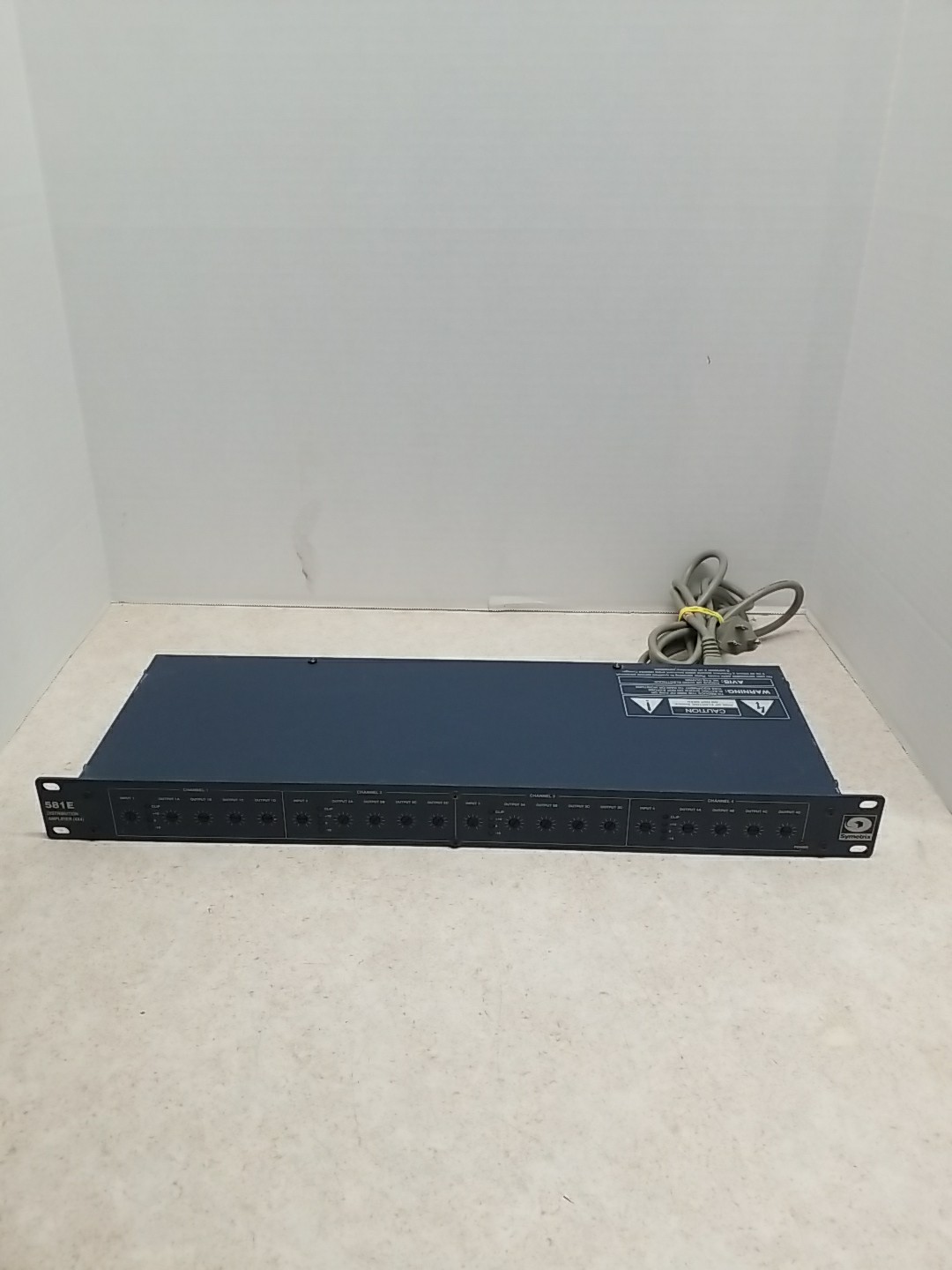 Symetrix 581 E Distribution Amplifier Powers On, Untested Electronics