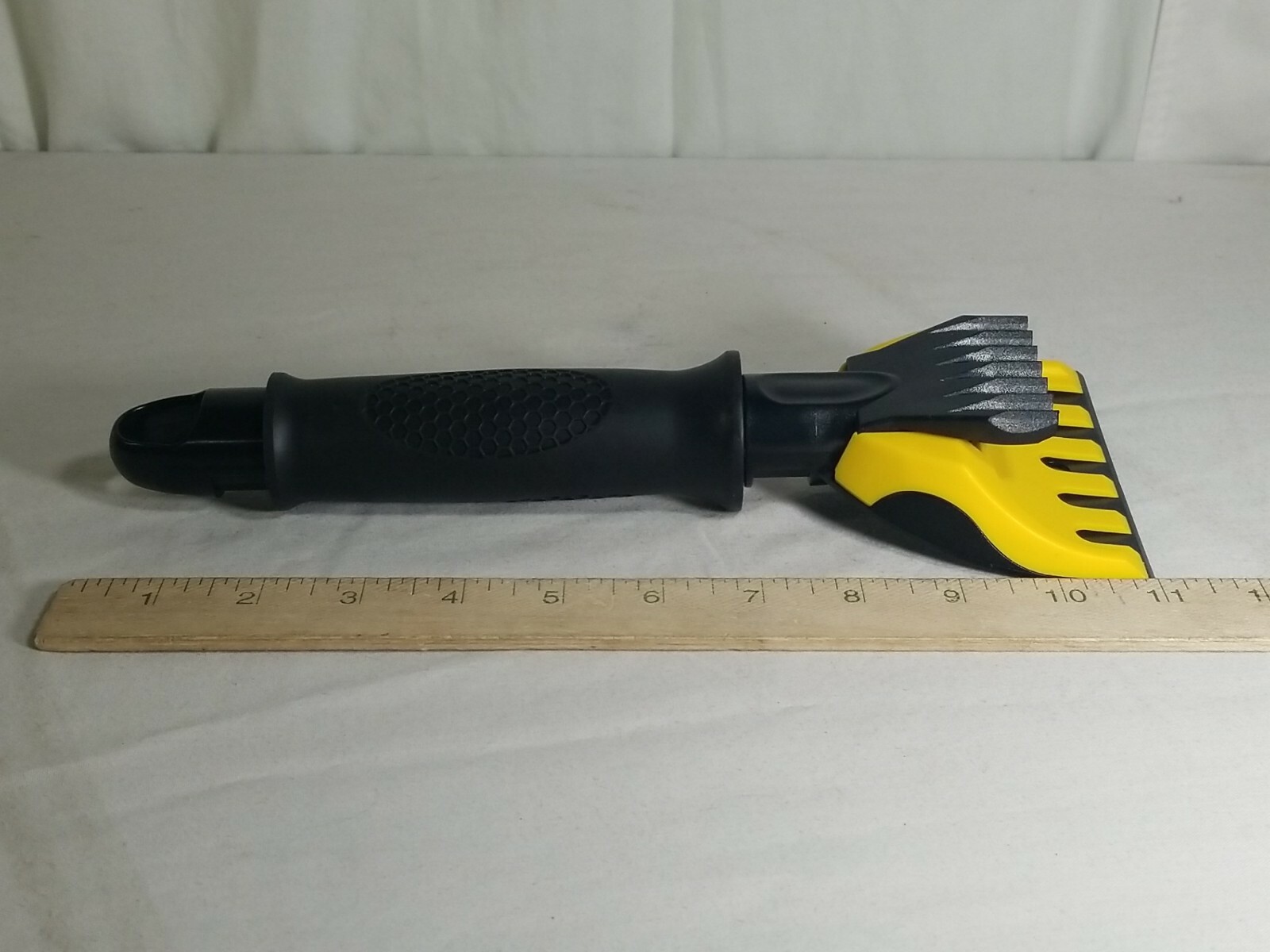 New 11" Rainx Ice Scraper Handheld Winter Gear Emergency Windshield