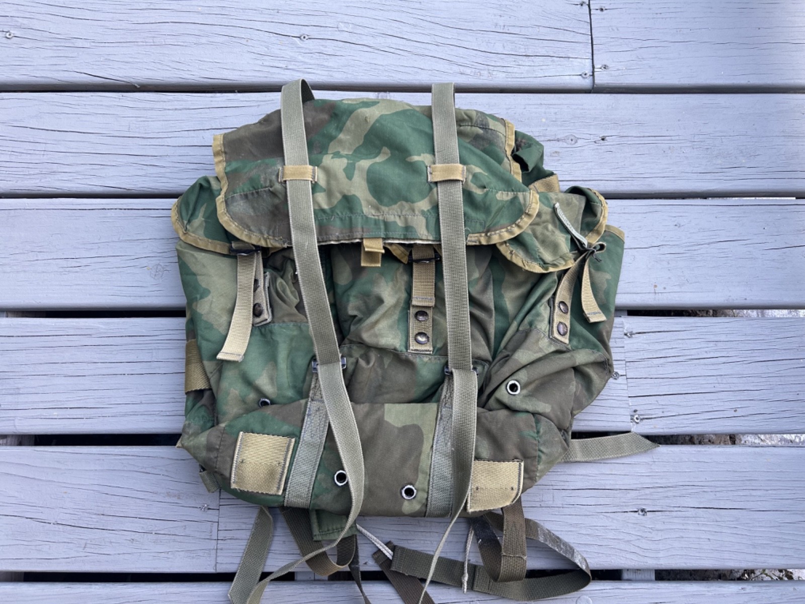 US Army Woodland ALICE Field Pack w/ Shoulder Straps Military M81
