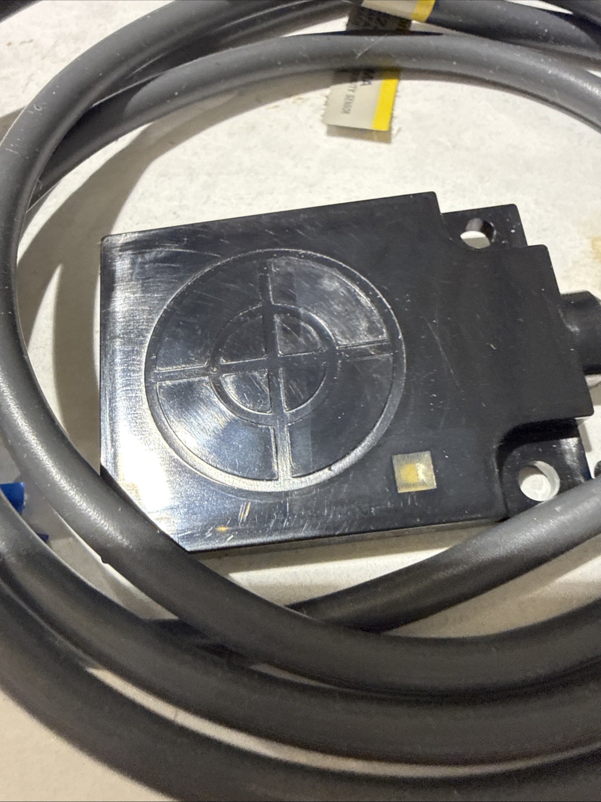 NEW* OMRON E2J-W20MA PROXIMITY SWITCH CAPAACITIVE PROXIMITY SENSOR