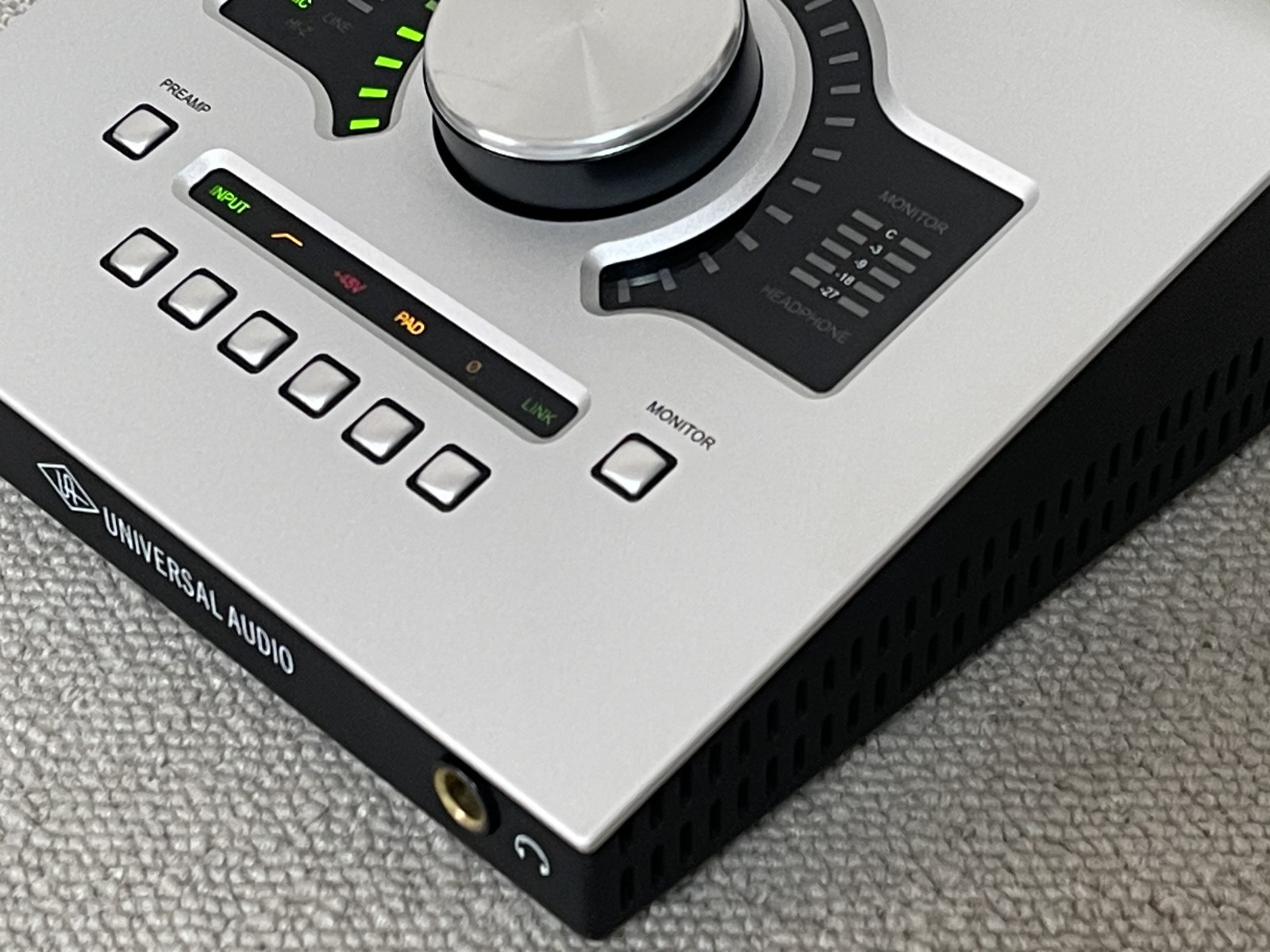 Universal Audio Apollo Twin SOLO UAD 2 Audio Interface with AC Adapter Tested