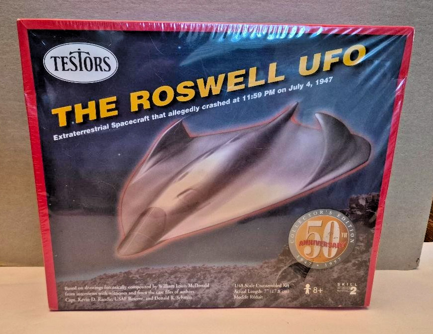ufo Testors The Roswell UFO 50th Anniversary 1/48 Model Kit No. 555 new sealed