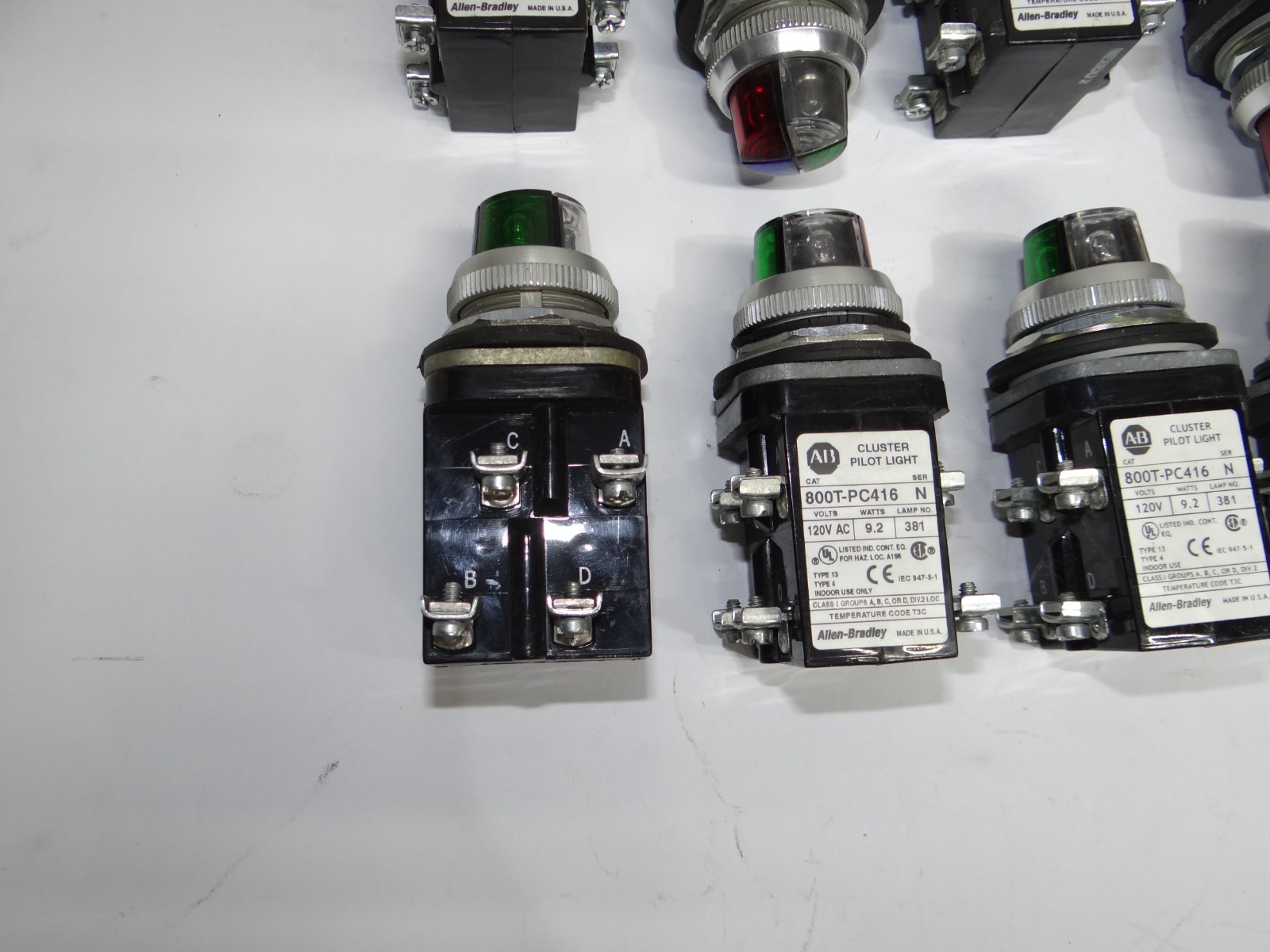 ALLEN BRADLEY 800T-PC416 CLUSTER PILOT LIGHT (USED) - Excellent Condition