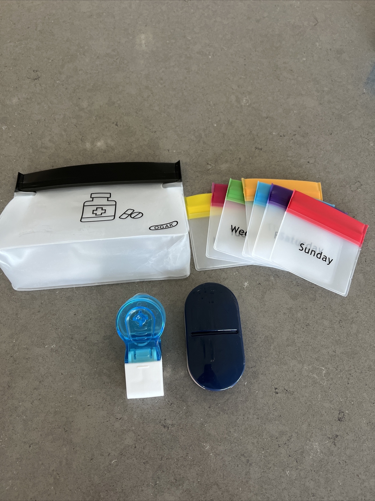 Reusable Silicone Medication Bags W/ Pill Cutter And Pill Taker | New FAST SHIP!