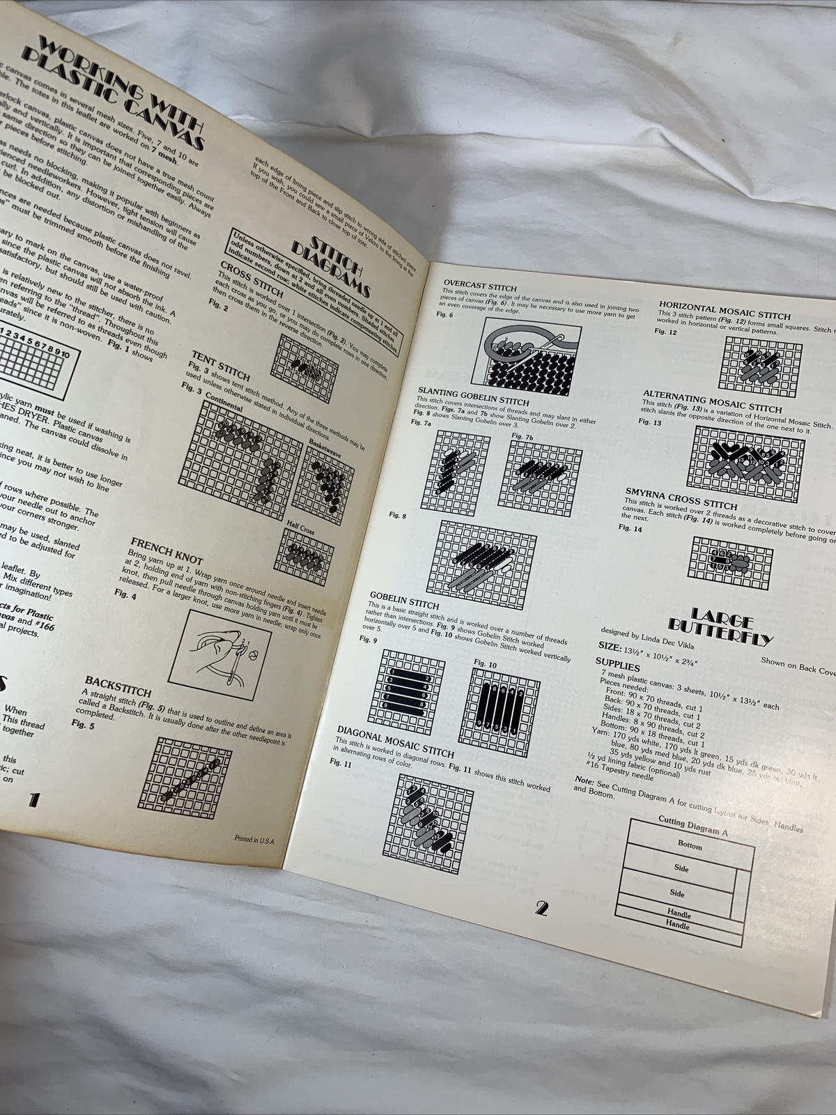 Needlepoint Totes For Plastic Canvas 10 Projects Leisure Arts Leaflet #173